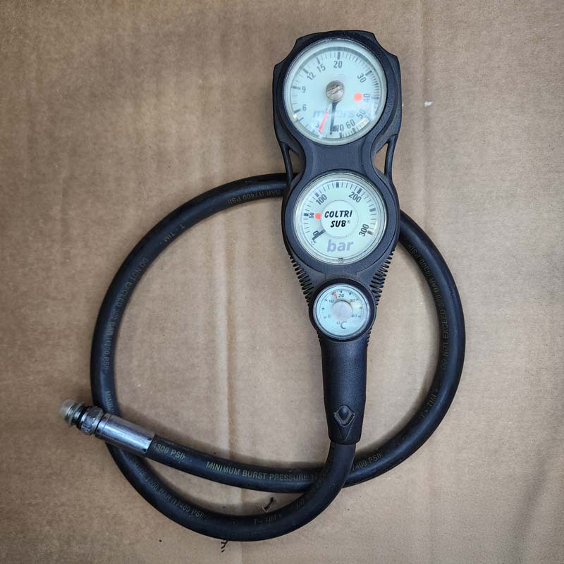 Coltri Sub Metric Scuba Console Golf 4 Black (MC300 · TC80 · Compass · Temperature Gauge)