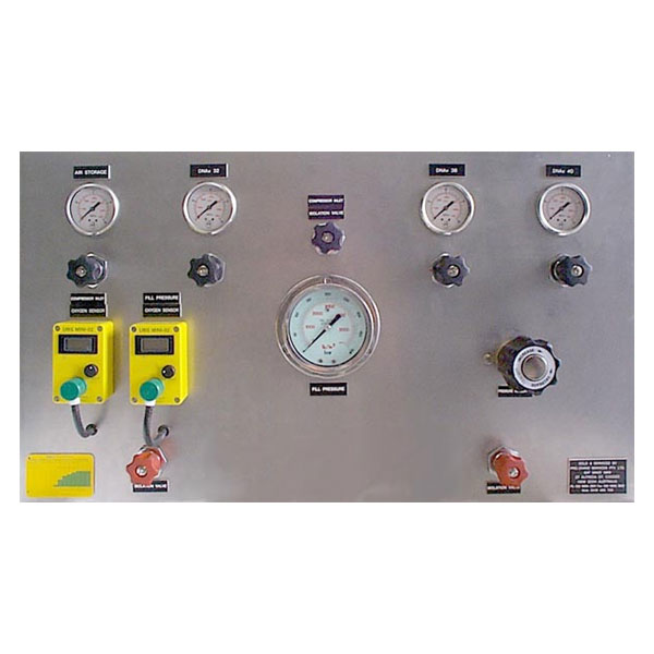 Nuvair air/nitrox fill panel with regulator and gas analyzers